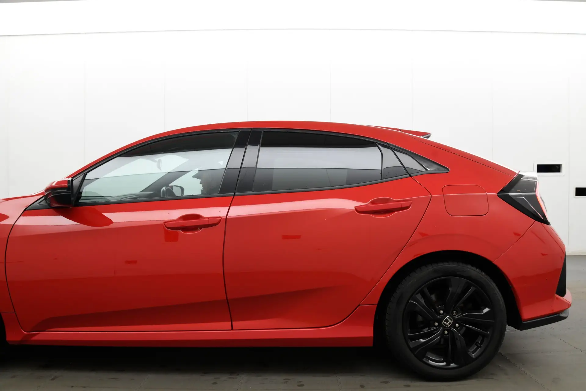 
								HONDA CIVIC 1.0 VTEC Turbo 126 SR 5dr full									