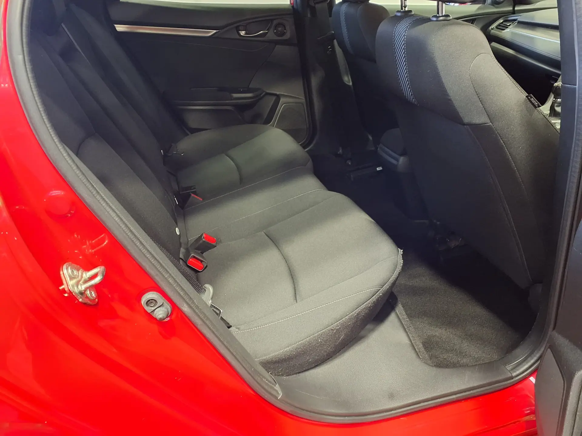 
								HONDA CIVIC 1.0 VTEC Turbo 126 SR 5dr full									